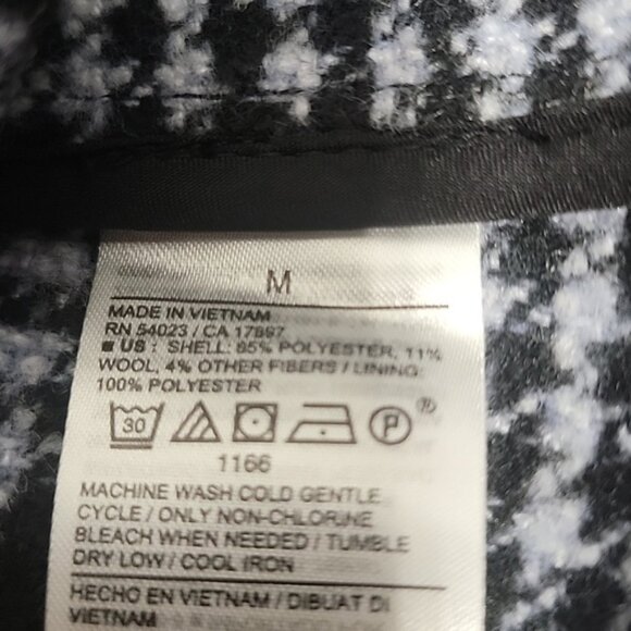 Old Navy, Size M, Soft-Brushed Oversized Blazer, Black, Gray-Blue Plaid, EUC - Picture 10 of 12